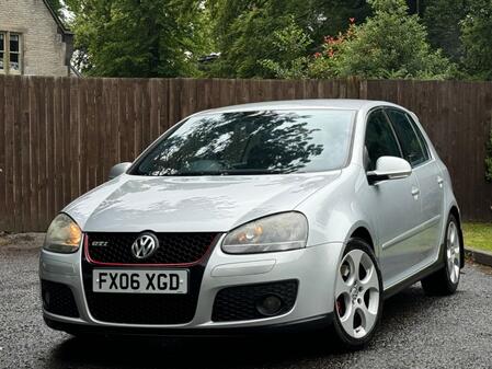 VOLKSWAGEN GOLF 2.0 TFSI GTI